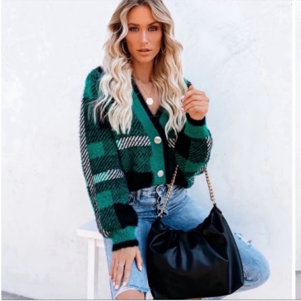 Vici Taylor Plaid Cardigan - Picture 2 of 9
